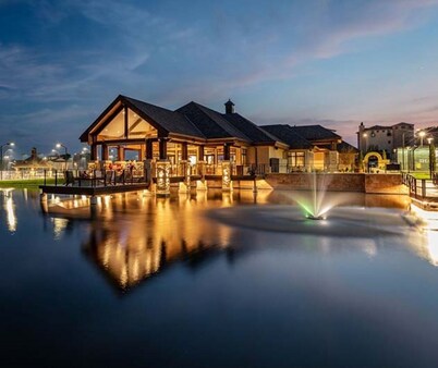 Monkey Island 3 BD 3 BA Condo next to Shangri-la Resort - Memorial Day Weekend!!