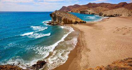 Un Havre de Paix Dans la Campagne Andalouse Près de Grenade