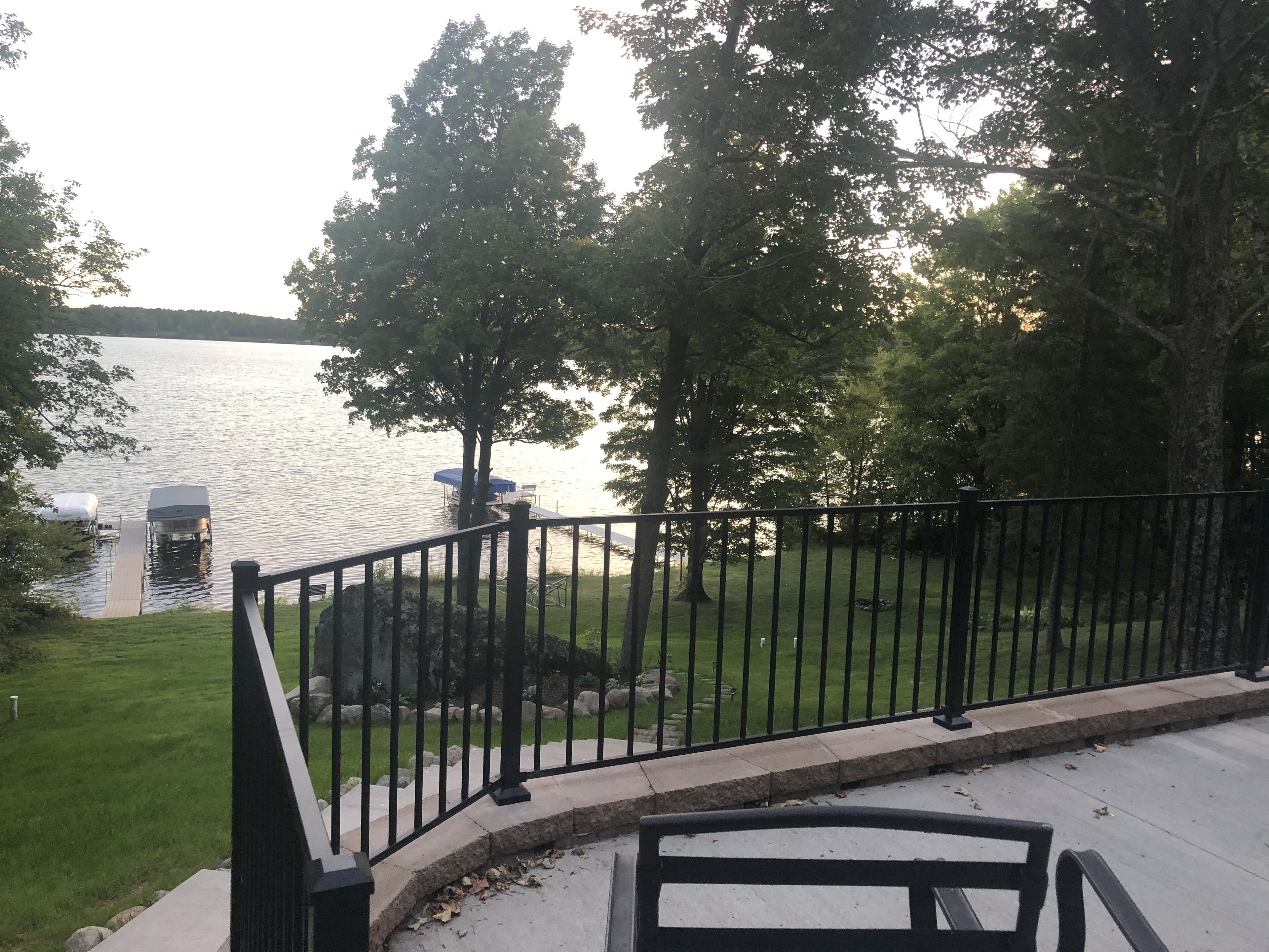 Beautiful family home on NELSON LAKE
