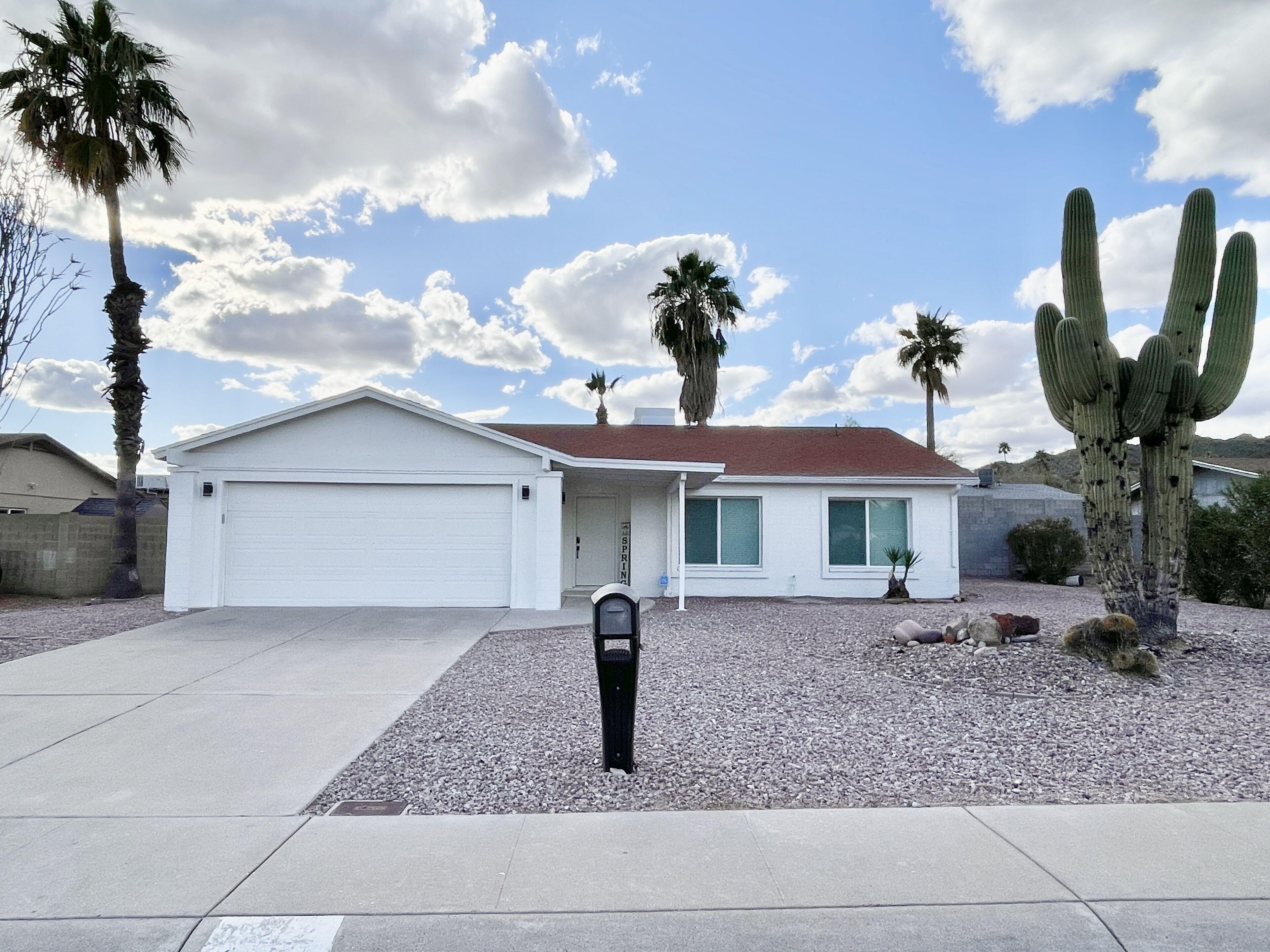 Perfect Family Friendly Home, in a quiet neighborhood and a centralized location