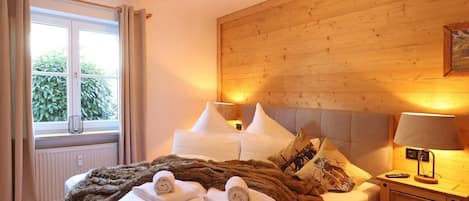2 chambres, fer et planche Ă repasser, Wi-Fi gratuit, draps fournis