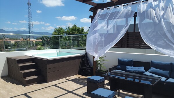 Luxury-Apartment | Terrasse/Patio