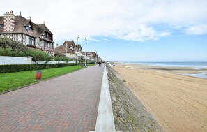 Beach - Cozy home in Saint-Georges-en-Auge (Saint-Georges-en-Auge)