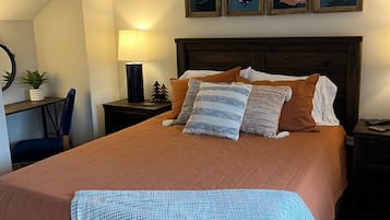 2 bedrooms, desk, iron/ironing board, free WiFi