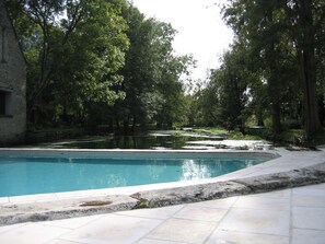 Beheizter Pool