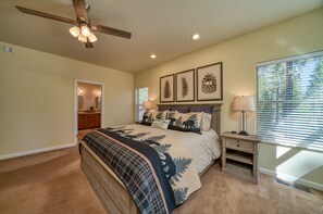 4 bedrooms, desk, iron/ironing board, free WiFi