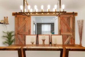 4 bedrooms, iron/ironing board, travel crib, free WiFi