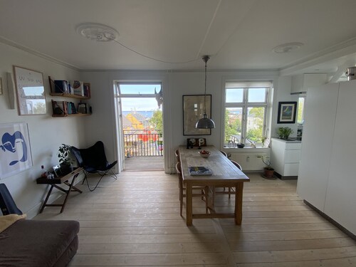 Wake up to sea view and sunrise