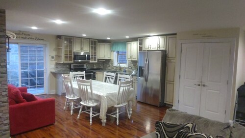 Updated 3 to 4 bedroom Cape Cod