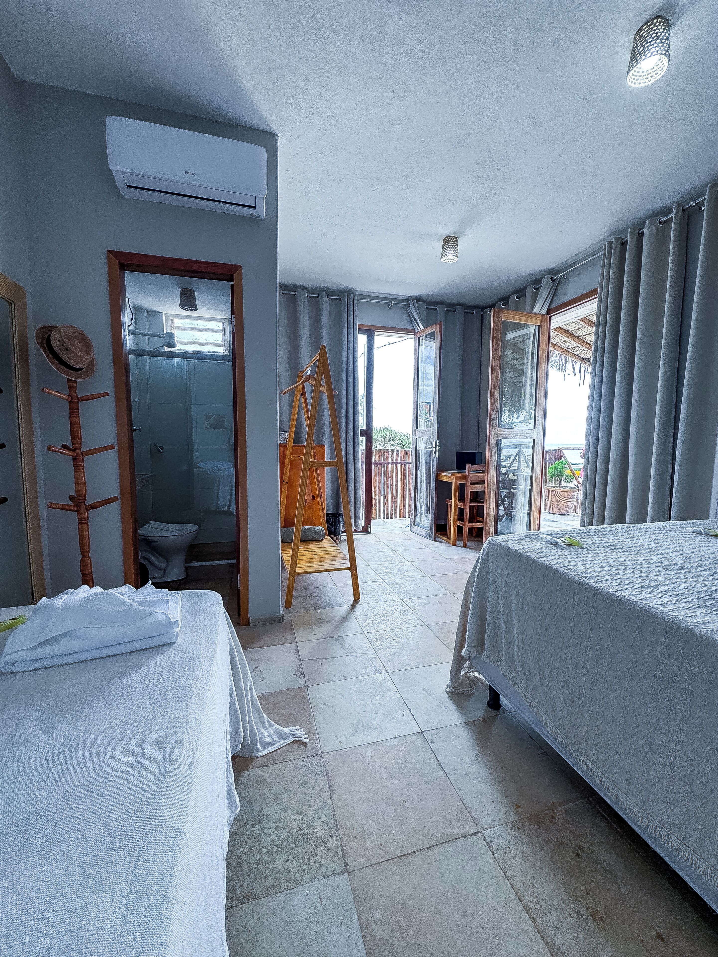 Tremannsrom, lanai, strandutsikt | Minibar og wi-fi (inkludert)