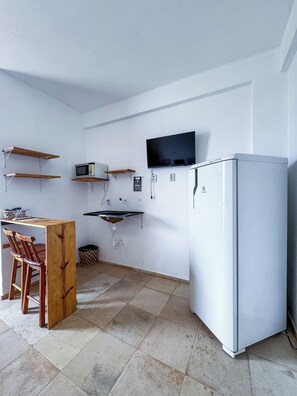 Comfort Double Room, 1 Double Bed, Microwave, Beach View | Minibar, free WiFi - Pousada Mahalô (Cruz)