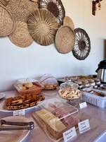 Free daily continental breakfast