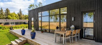 4 bedroom gorgeous home in Fur
