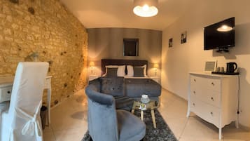 1 chambre, literie hypoallergénique, couette en duvet d'oie