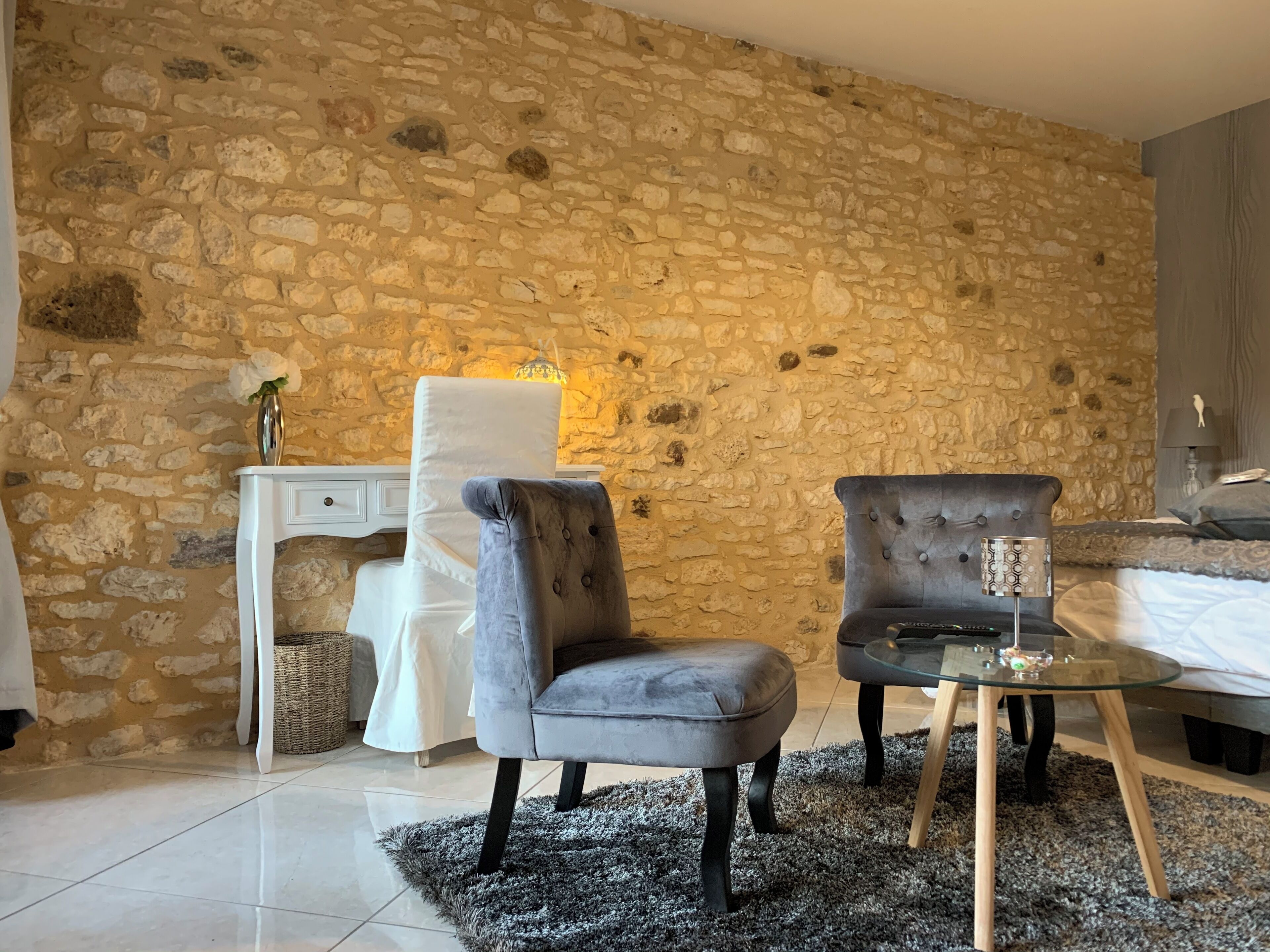 Comfort Room, 1 King Bed, Courtyard View (La Milande)