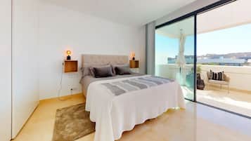 4 bedrooms, WiFi, bed sheets