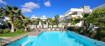 Elegant La Cala Escape: Relax in Style in this Luxury Townhouse