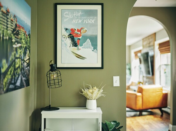 المنشأة من الداخل