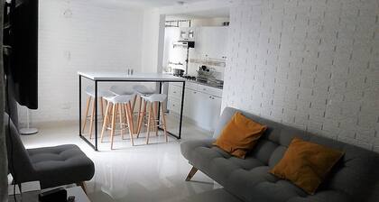 Clean & Convenient 3 Bedroom Apartment - SUBA