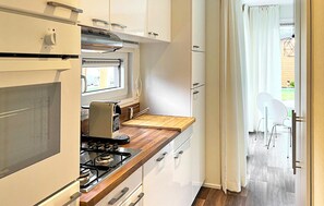 Kühlschrank, Herdplatte, Geschirrspüler