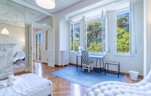 4 chambres, fer et planche à repasser, lit parapluie, Wi-Fi gratuit