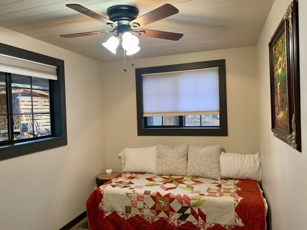 Tahoe Style near Sunriver, Bend. Mt. Bachelor Three Rivers Vrbo