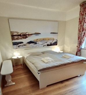 2 habitaciones, wifi gratis y ropa de cama