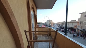 Dormitório compartilhado básico | Terraço/pátio