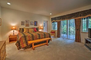 4 habitaciones, tabla de planchar con plancha, wifi y ropa de cama 