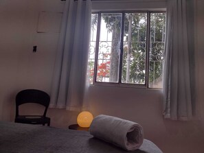 1 bedroom, laptop workspace, free WiFi - Pousada Jardins (Macaé)
