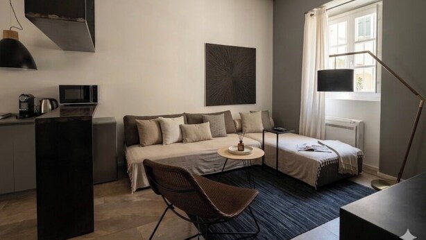 Room - Luxury Living in the Heart of the City (Cagliari)