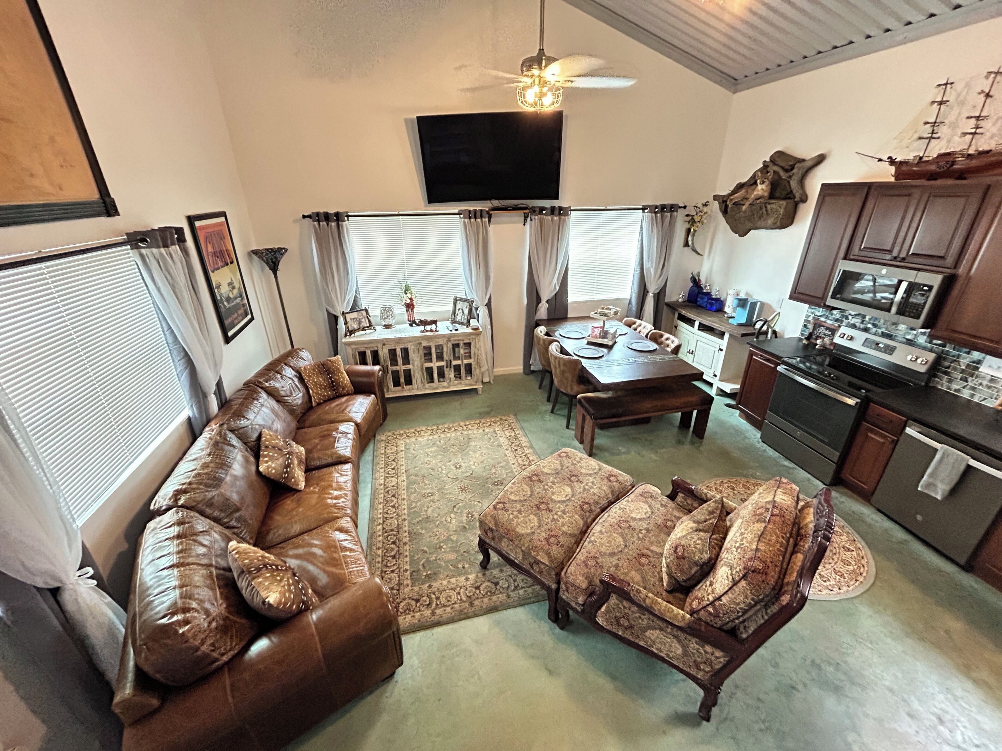 Smart TV, DVD player, books, video library