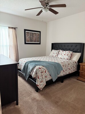 2 bedrooms, desk, free WiFi, bed sheets