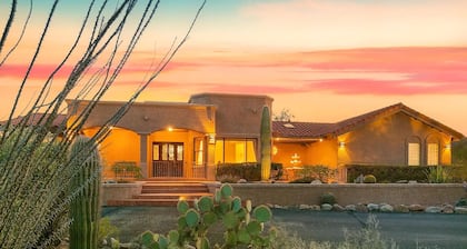 Mountain Home Pool VIEWS Garage FUN Backyard Spacious Private Close to UofA