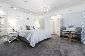 6 soverom, strykejern/-brett, wi-fi (inkludert) og sengetøy