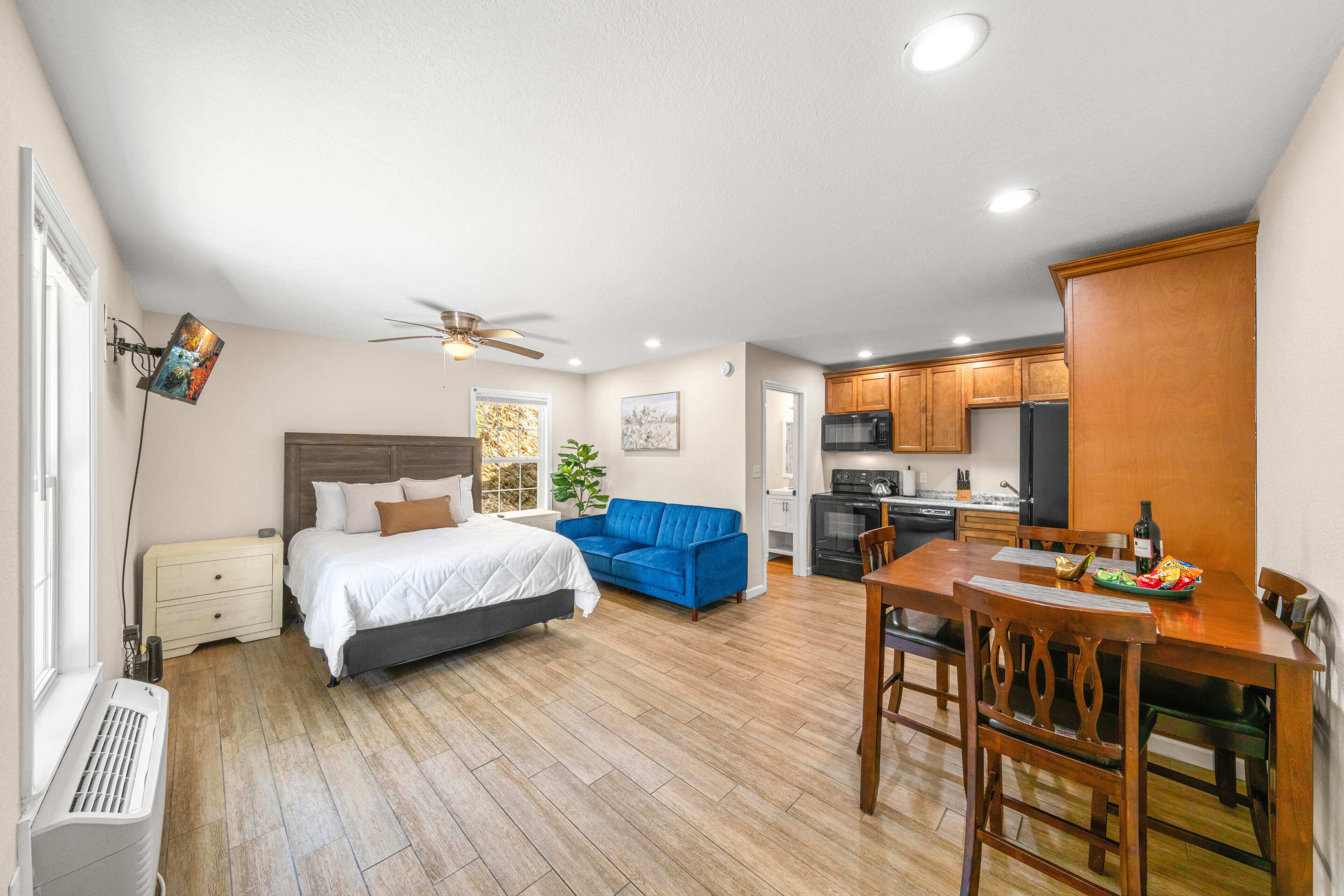 開放式客房 | 熨斗/熨衣板、免費無線上網、床單