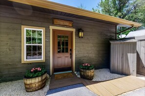 Terrace/patio - Oasis Tennessee  (Pigeon Forge)