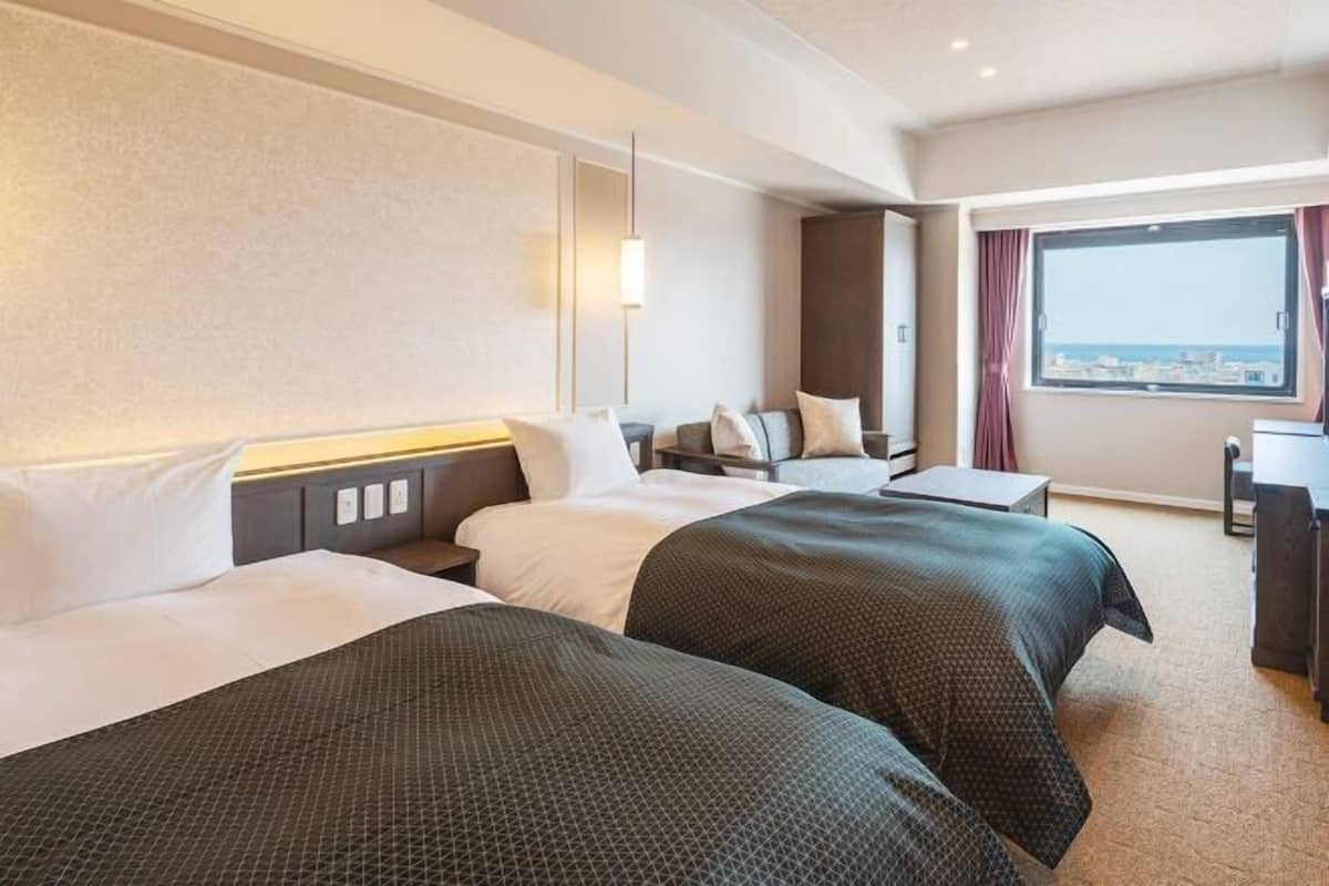 Down comforters, free WiFi, bed sheets