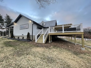 Exterior - Coco Brothers’ Farmhouse (Rolla)