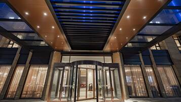 المنشأة من الخارج