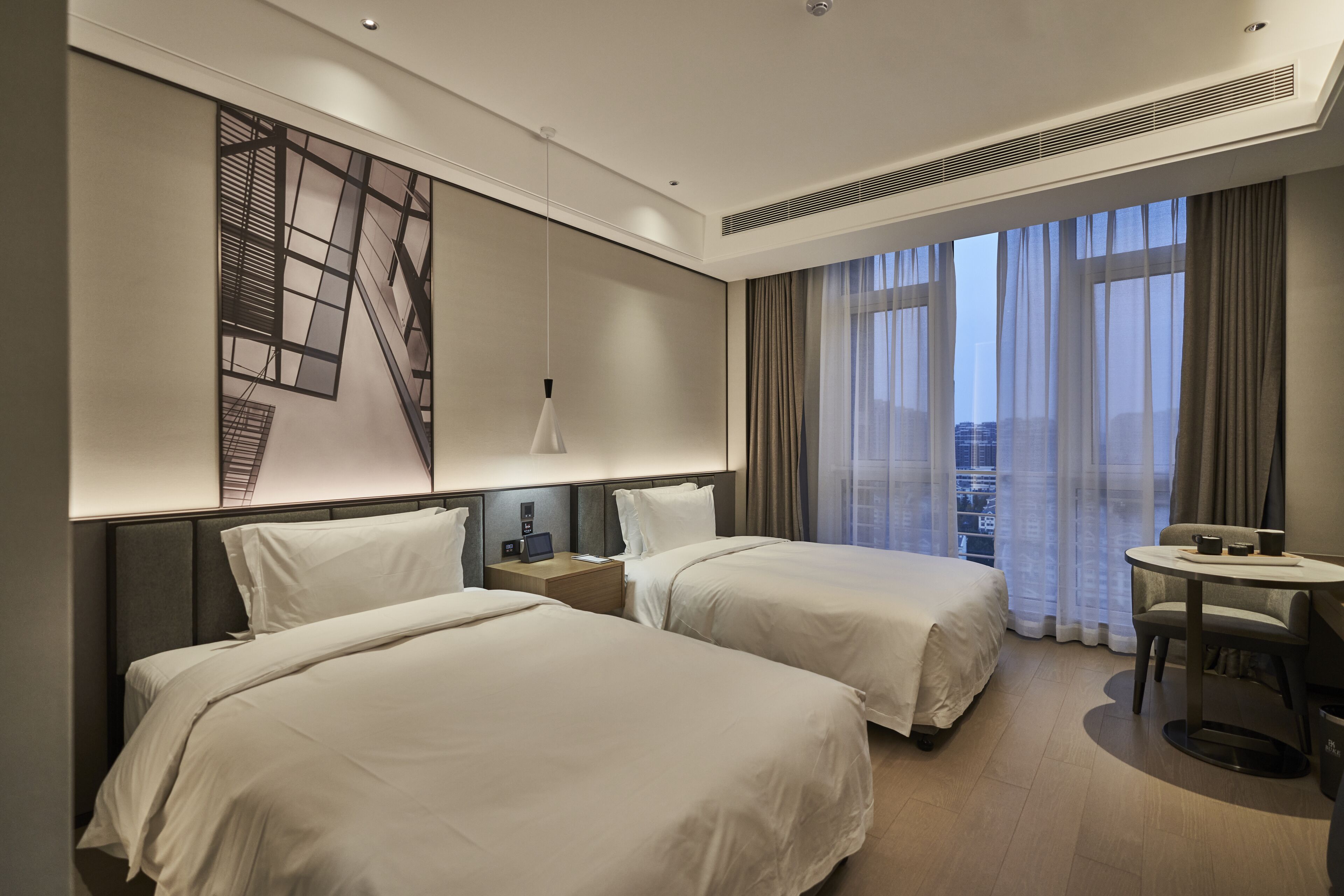 Business Twin Room | Free WiFi