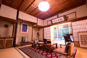 套房, 无烟房, 转角 (Moon Light) | 防过敏的被褥、客房内保险箱、特色装修、特色家居
