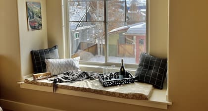 Cozy carriage house in Bozeman, 3 miles to downtown