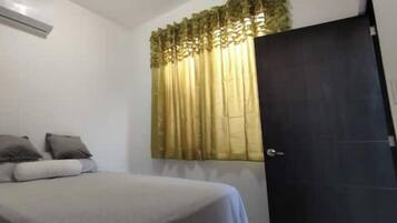 3 habitaciones, tabla de planchar con plancha y wifi gratis