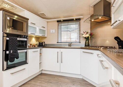 3 bedroom accommodation in Cheddar