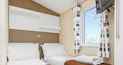 3 bedroom accommodation in Cheddar