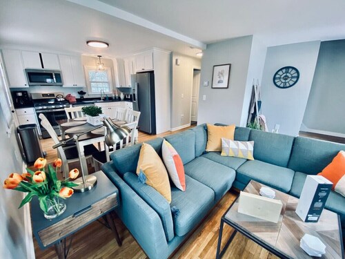 #23 *COMFORT & LUXURY* 3 BR/2 BA House