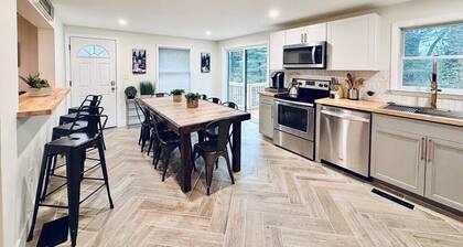 #16 *A COZY GETAWAY* 4BED/3BATH HOME W/ FIRE PIT