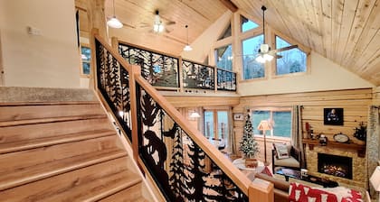 Relax and Unwind at Peaceful Pines Log Cabin and Outdoor Sauna