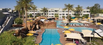 Super Bowl 2023 Place to Stay & Vacay!